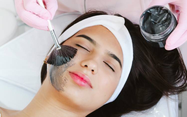 Peeling Glow & Microneedling